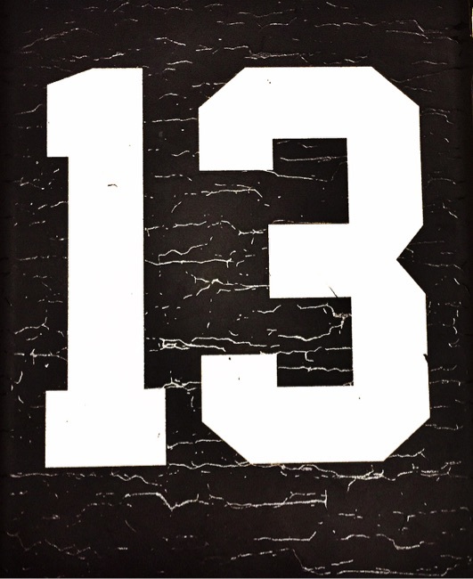 Номер 13 номер 5. Блэк Стар 13. Цифра 13 Блэк Стар. Black Star 13 лого. Цифра 13 на черном фоне.